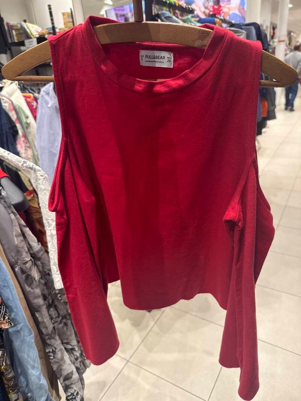 Women Pull&Bear T-Shirt - Size S