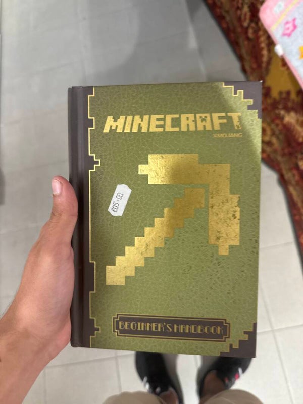 Minecraft Beginners Hand Book - Books*