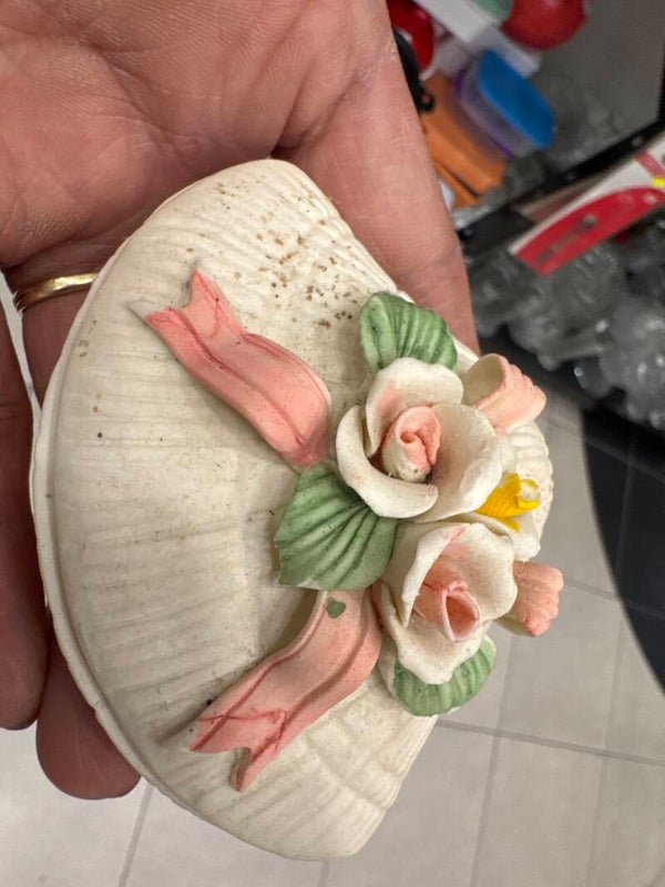 Trinket box- Decor ***