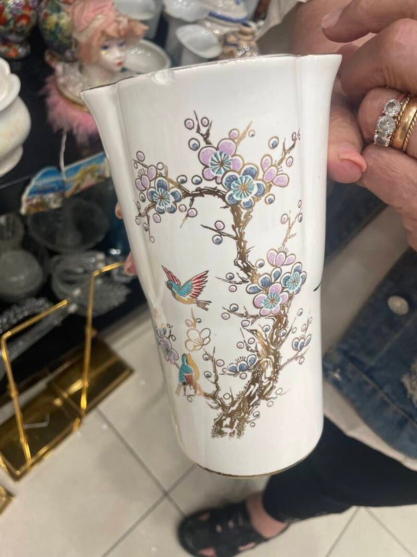 24 carat Gold Vase - Decor*