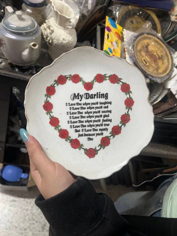 Red Roses Plate - Decor