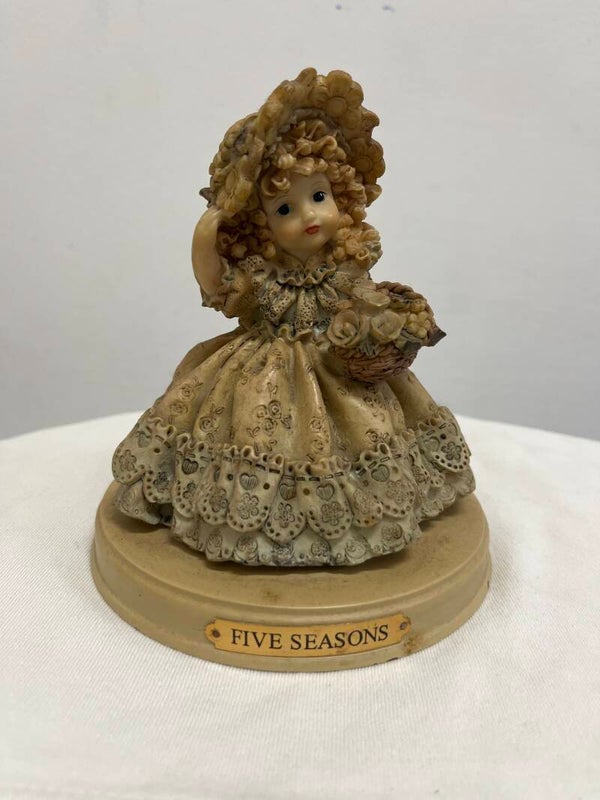 Five Seasons Figurine- Figurines**
