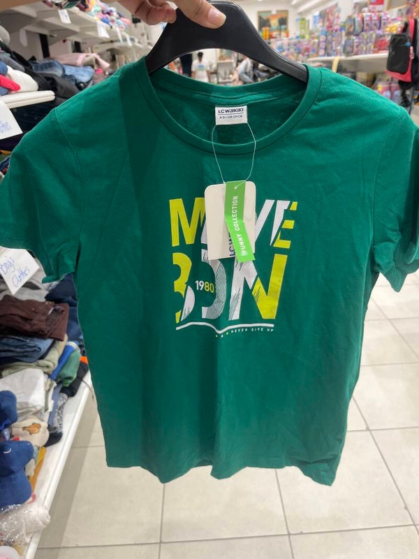 Boys T-Shirt - Brand New - Size M