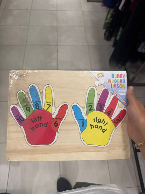 Handy wooden Jigsaw - games*