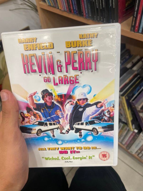 Kevin & Perry Go Large - movies*