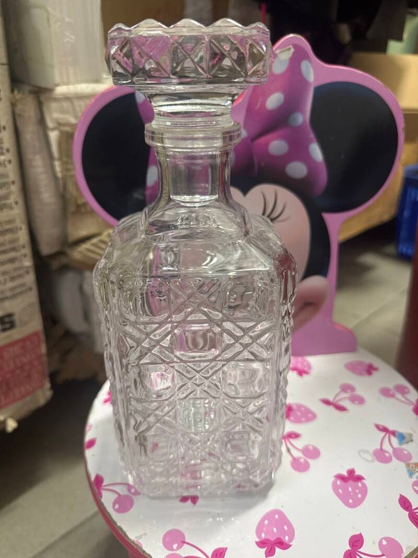 Glass Decanter-Supplies***