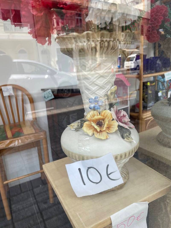 Capodimonte Italian Porcelain Vase - Decor