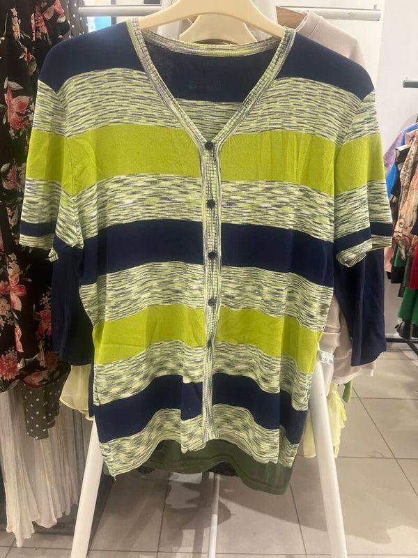 Womens Top Size L **