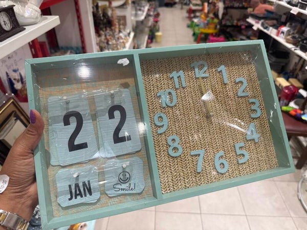 Decorative wall clock- Decor ***