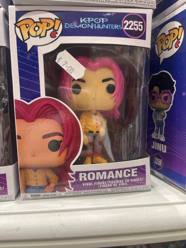 K pop Demon hunters Romance Pop figure - collectibles*