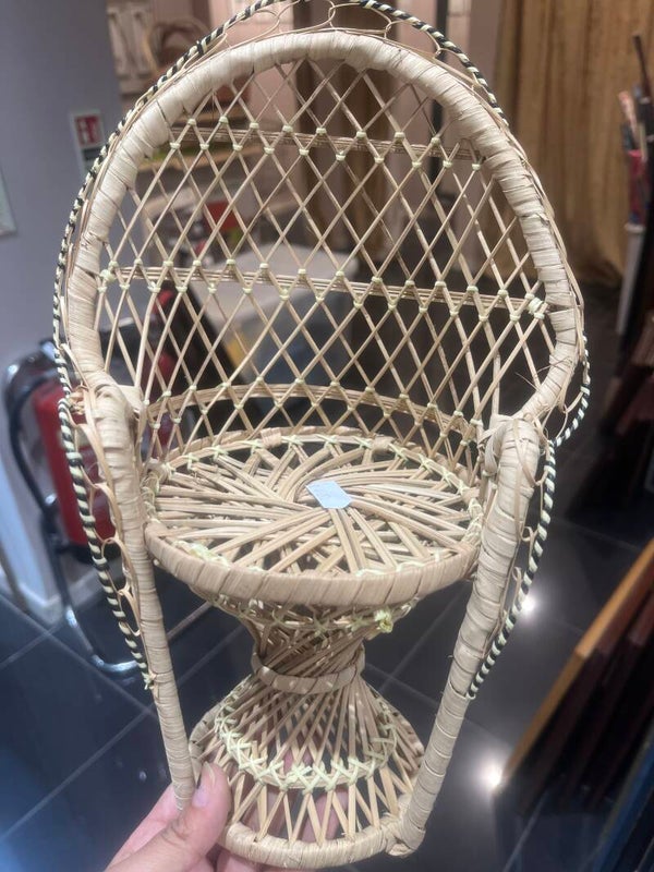 Wicker Peacock Chair - Decor