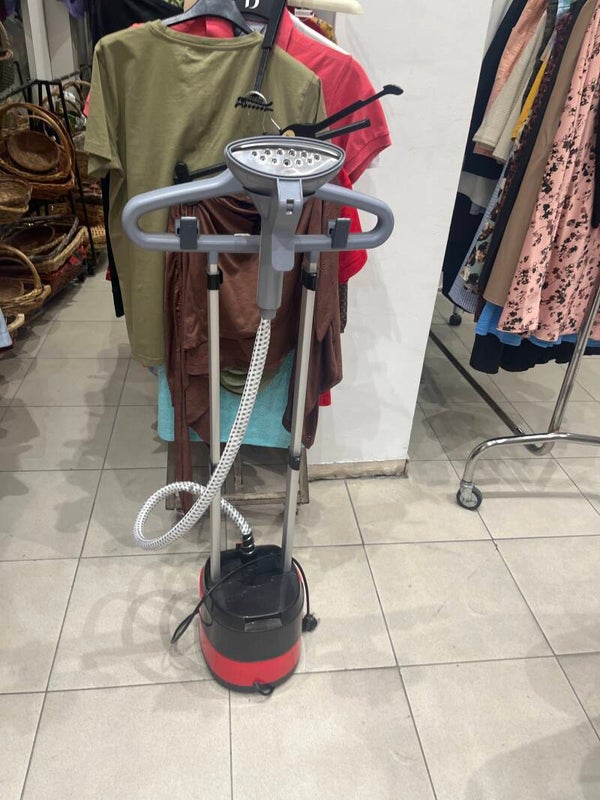 Garment Steamer - Electric