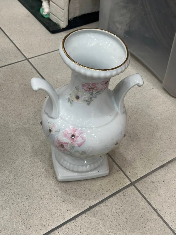 Porcelain Floral Urn - Decor