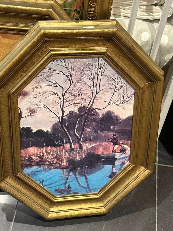 vintage octagonal framed print - frames*