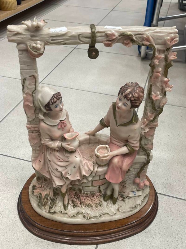 Italian bisque porcelain sculpture- Decor***