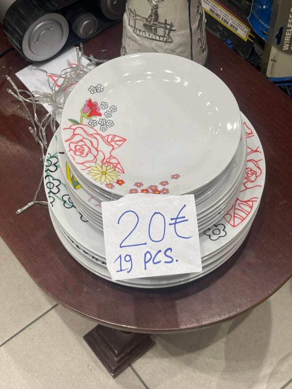 19 Pcs Floral Print Porcelain Set Of Plates - Supplies