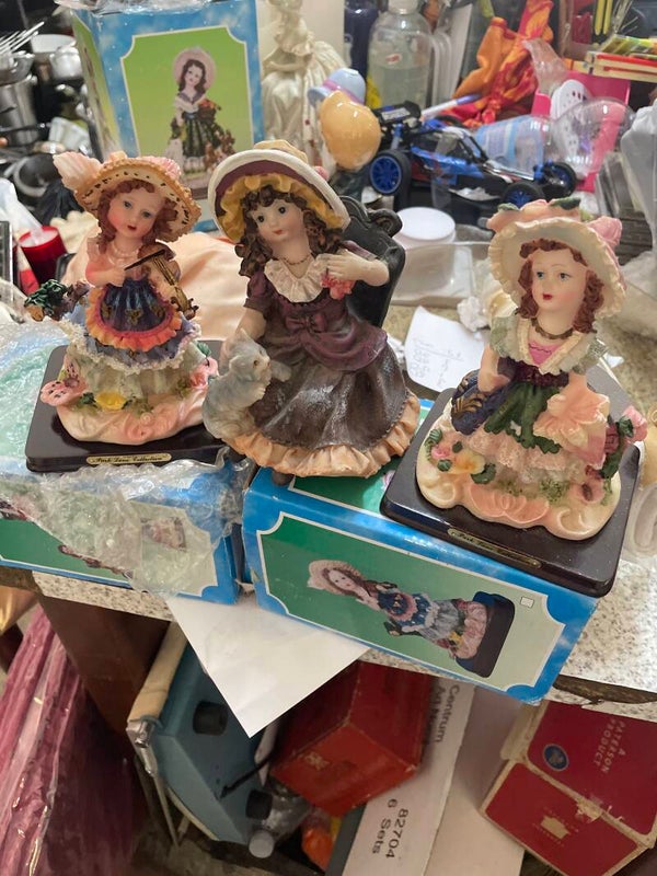 Park Lane Collection - €2 Each - Figurines