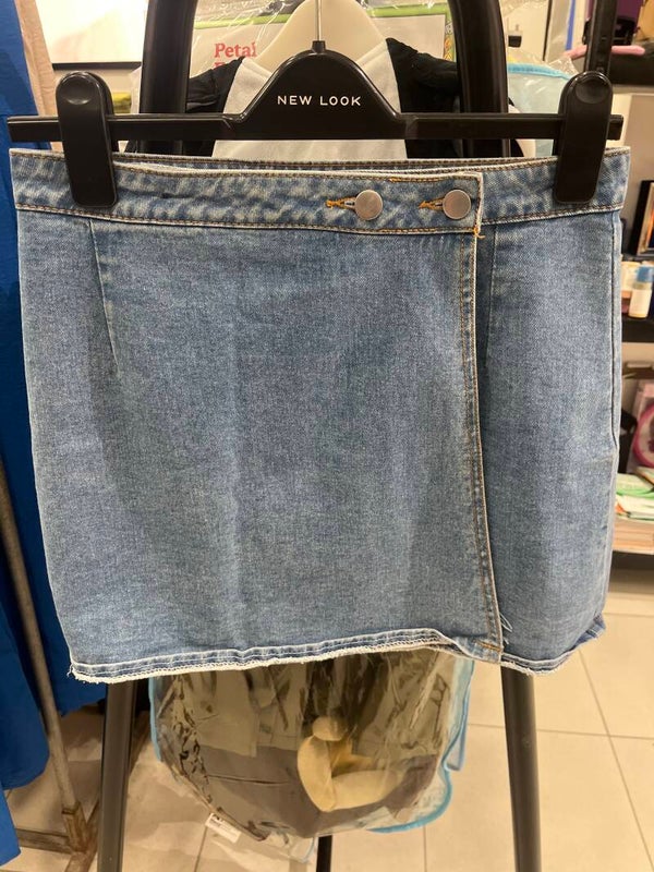 Women Skirt - Size 36