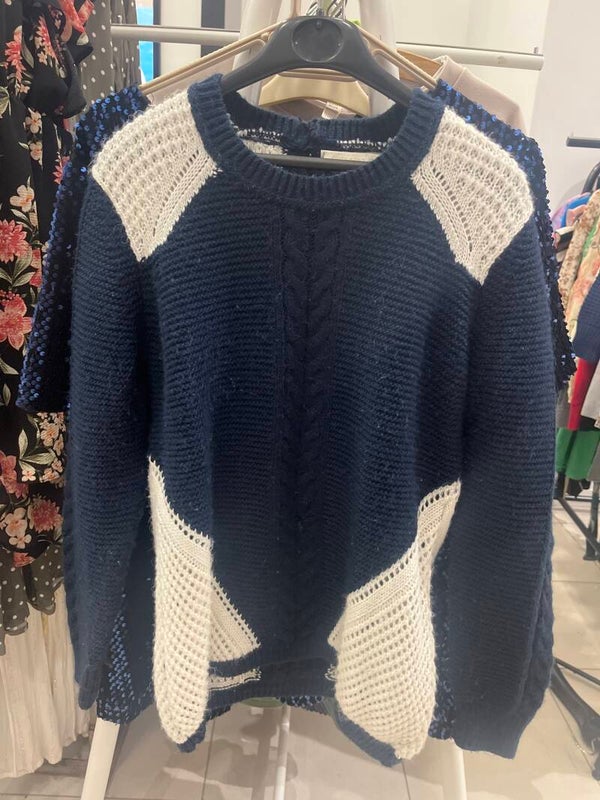 Sweat Shirt Size M **