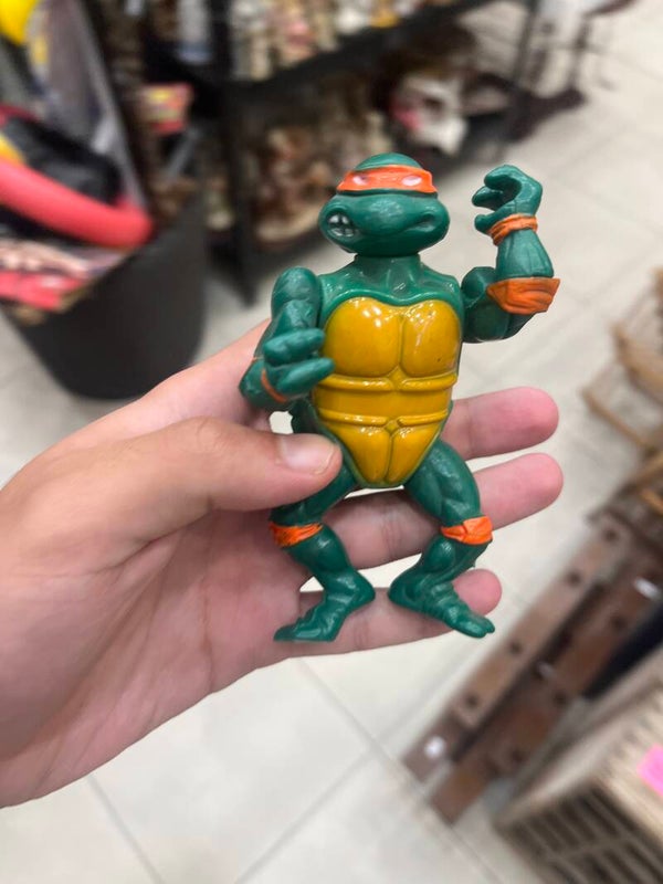 1988 Ninja Turtle Michelangelo - Collectibles