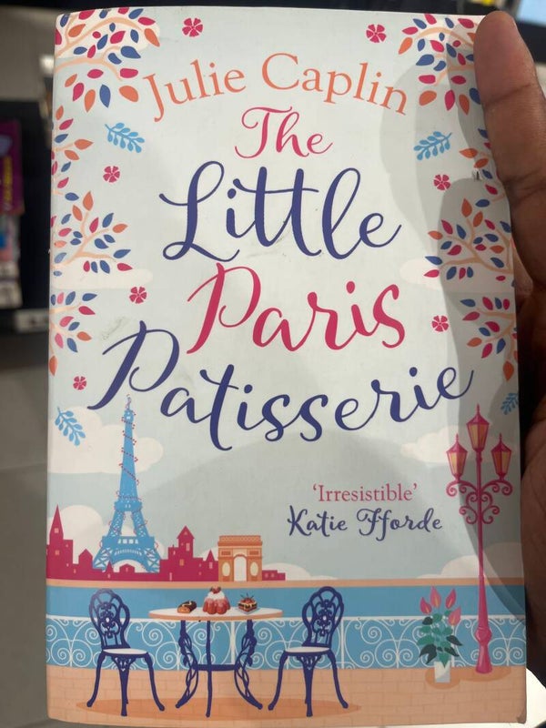 The Little Paris Patisserie - Books ****