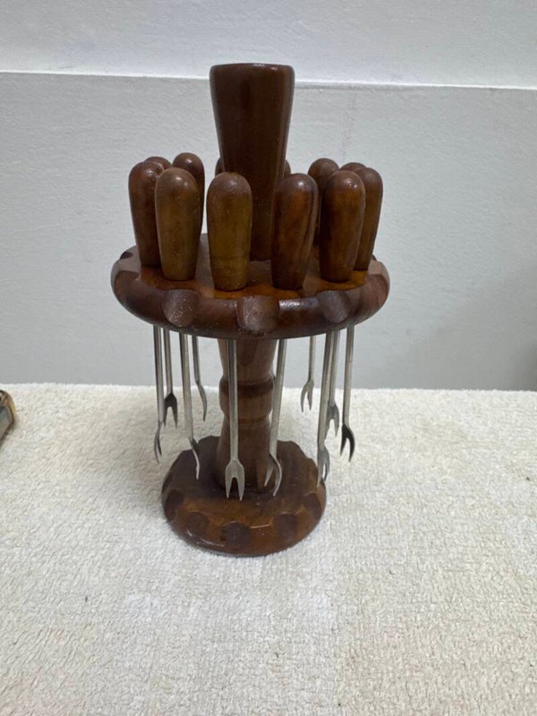 Vintage Wooden Cocktail Fork Set - Supplies**