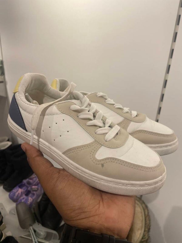 LC Waikiki Men Shoe - Size 33 ***