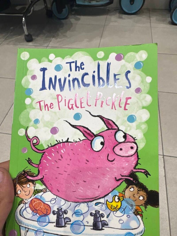 The Invincibles The Piglet pickle - books*