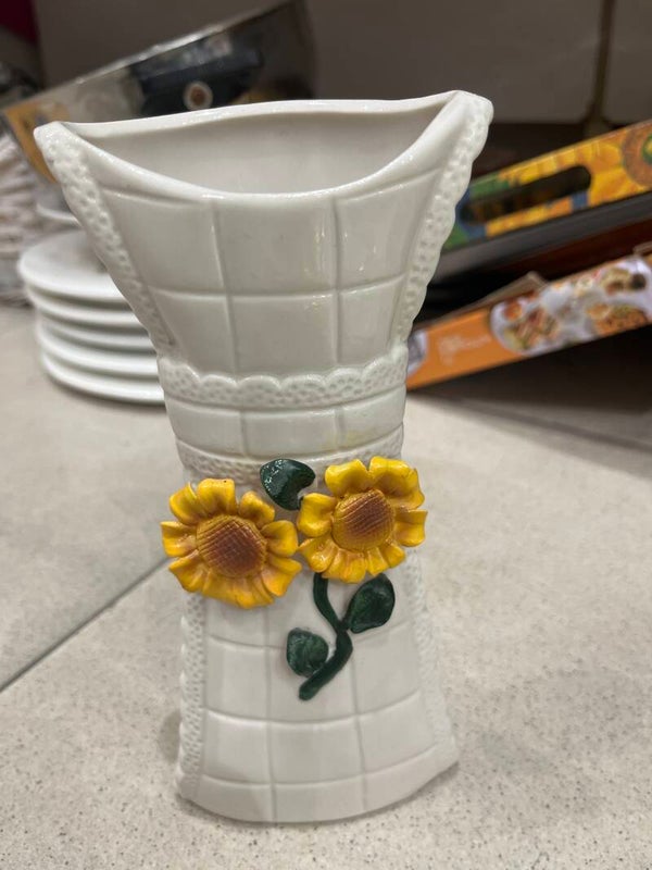 Porcelain Sunflower Vase - Decor