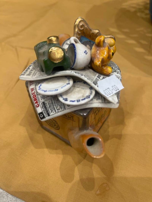 Paul Cardew Teapot-Decor***