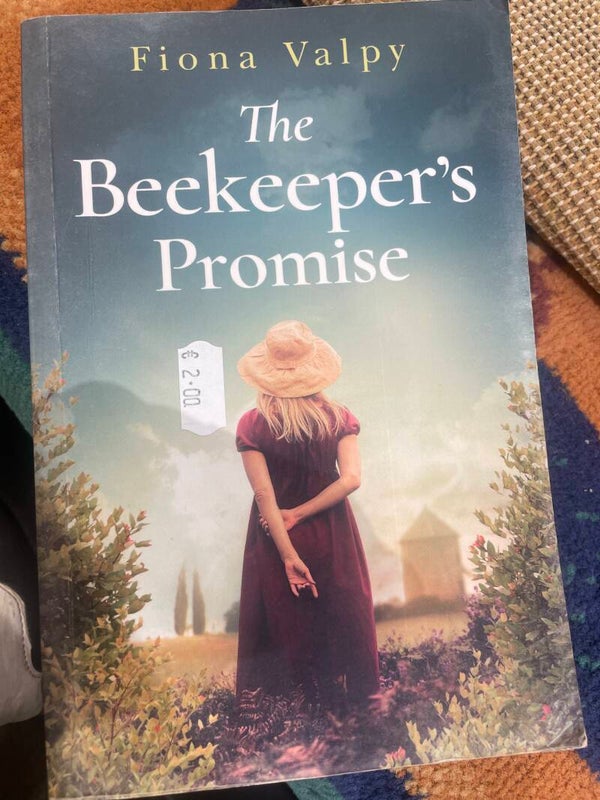 The Beekeeper’s Promise - books*