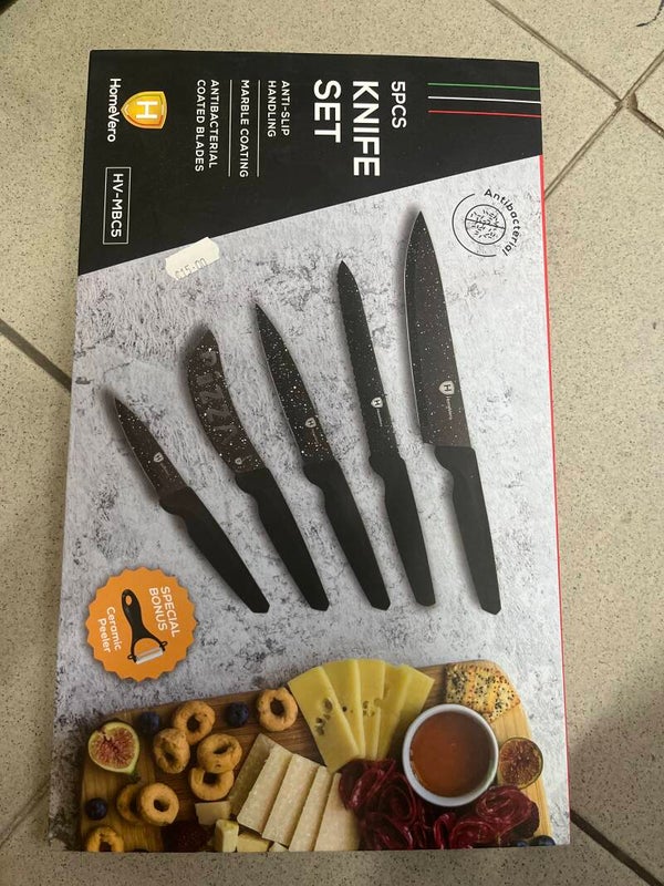 Brand New Knife Set-Supplies***