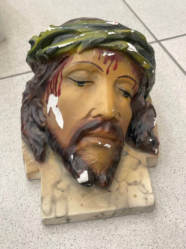 Sculptures of Jesus- Religous ***