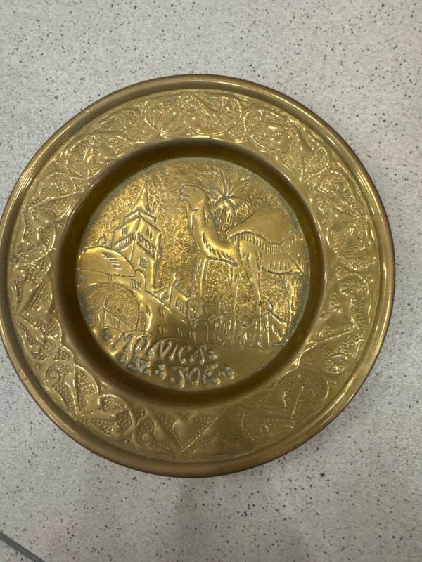 Brass wall plate-Brass***