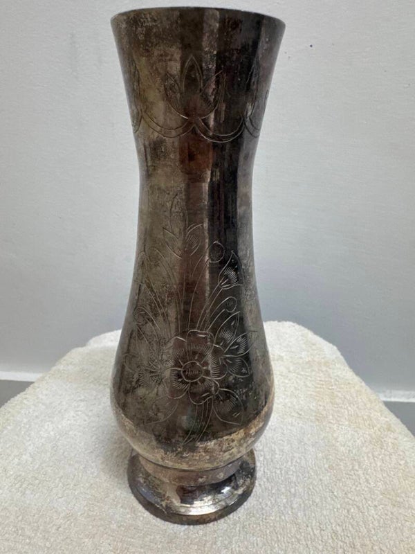 Etched Vase - Decor*
