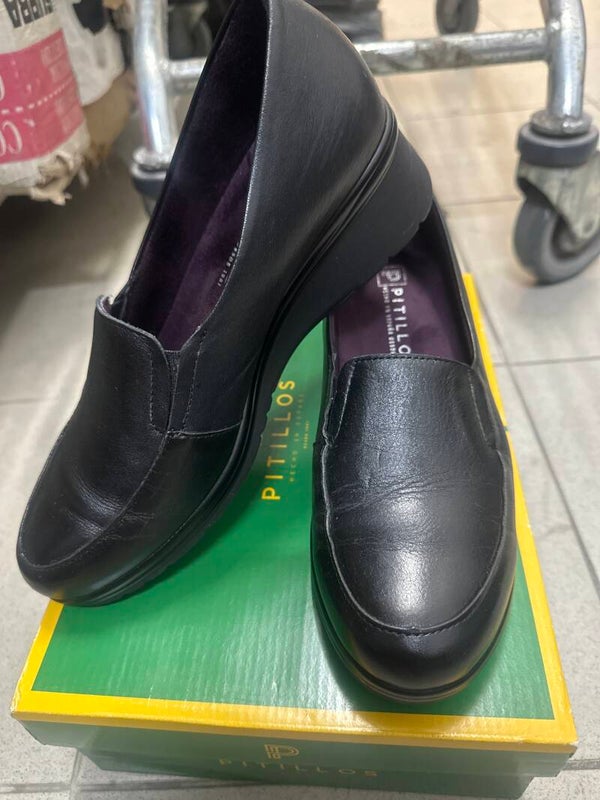 Ladies shoes size 38- Shoes ***