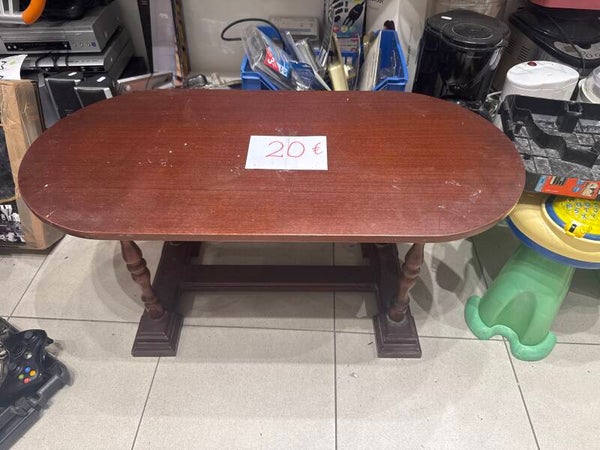 Coffee Table In Mahagony - Supplies