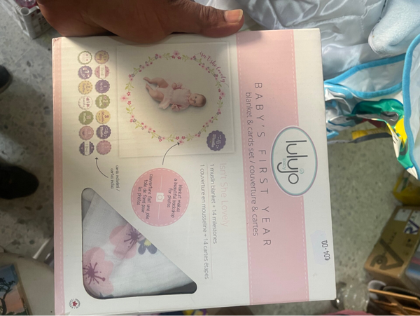 First Year Blanket & Card Set - Babies