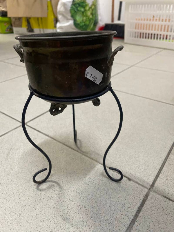 Brass Flower Pot On Metallic Tripod - Brass