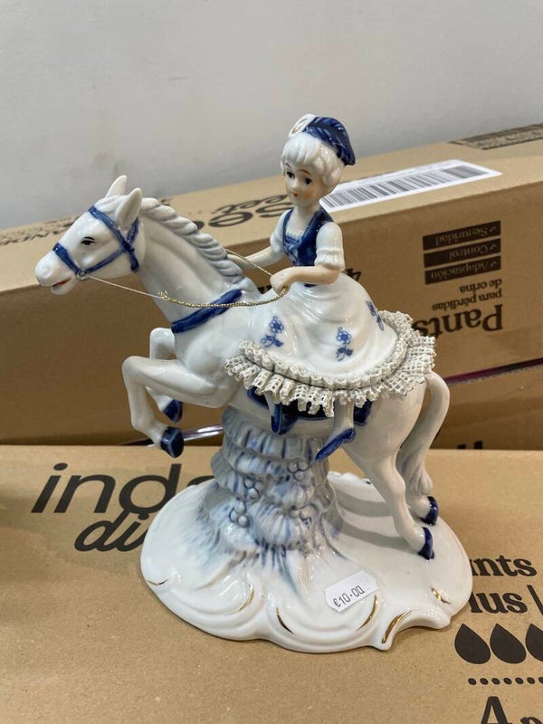 Horse Figure-Figurines **