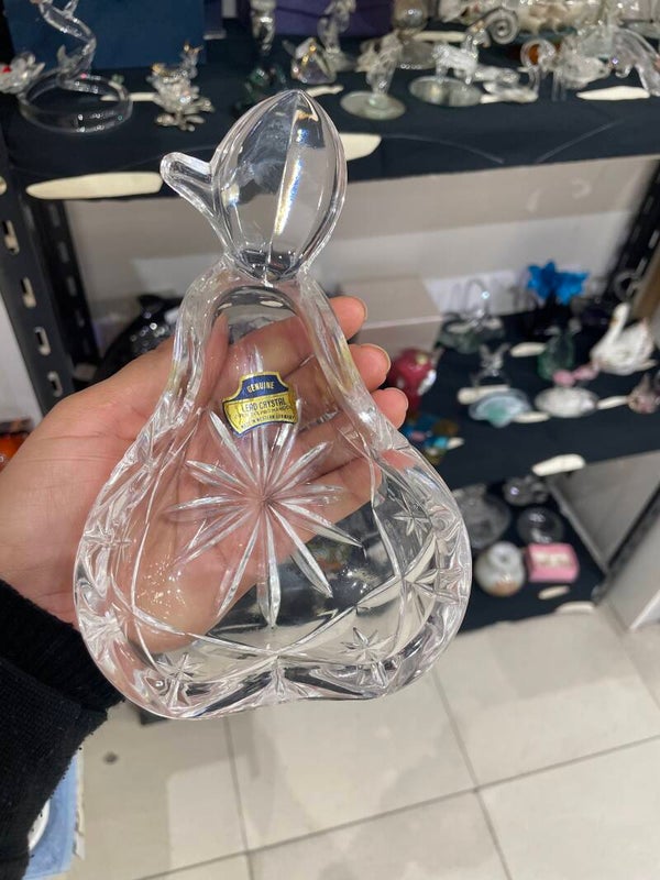 Crystal Pear Shaped Glass - Decor