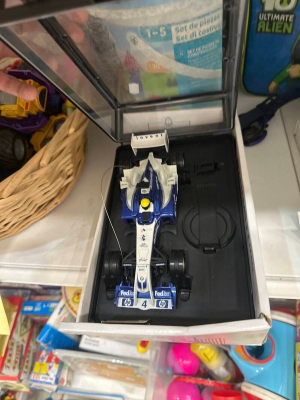 BMW Williams F1 Team radio-controlled model car - Toys*