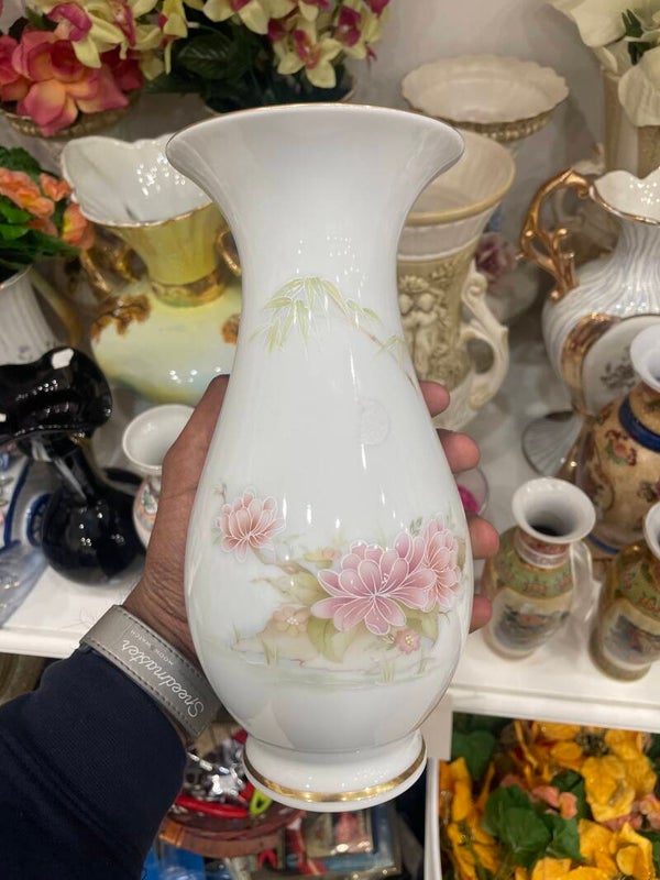 Ceramic Vase - Decor