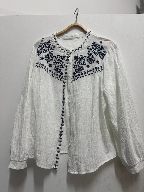 Ladies long sleeve L/XL- women clothes ***