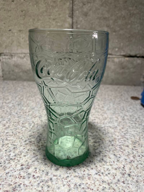 Coca Cola Glass x1- glasses *