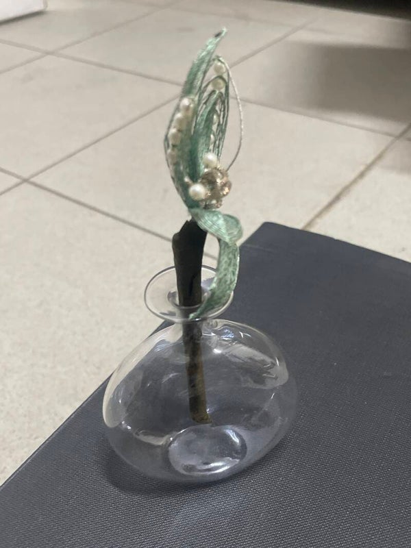 Artistic Glass Vase - Decor