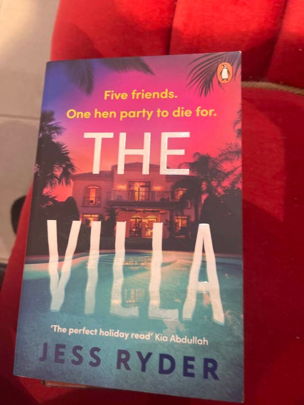 The Villa - Books*