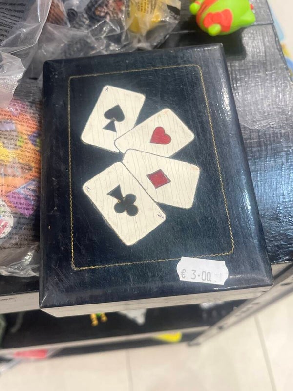 Box of playing cards - games*