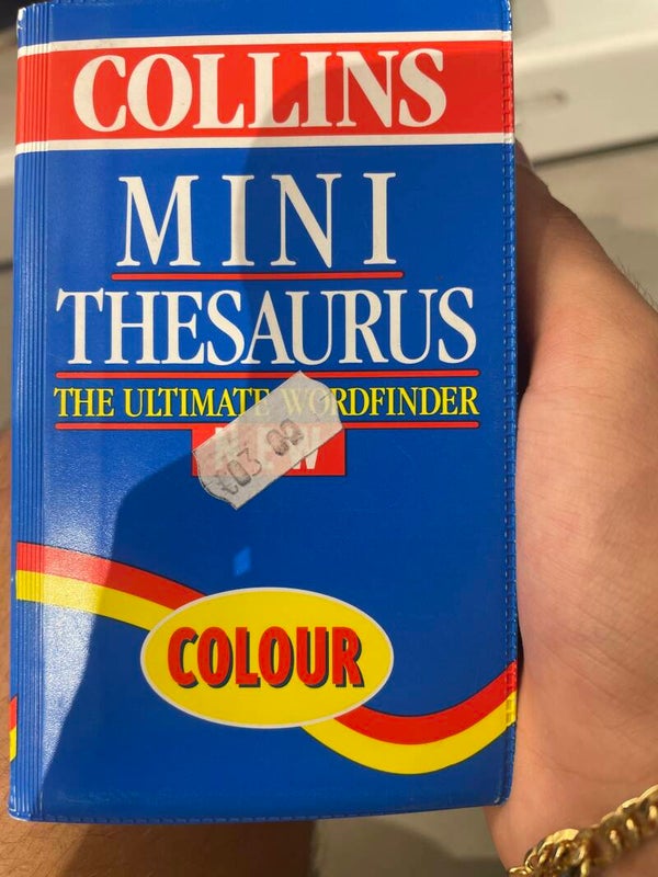 Collins Mini thesaurus the ultimate world finder - books*