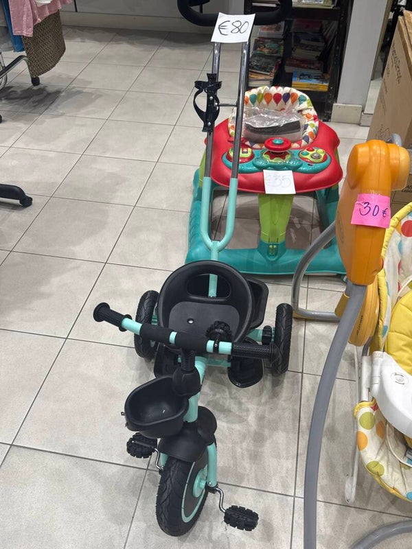 Tiny Toes tricycle -  babies*